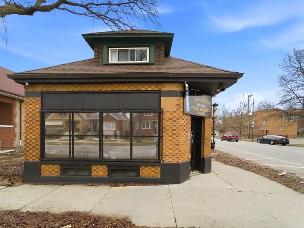 8659 S Kingston Avenue , Chicago, IL 60617