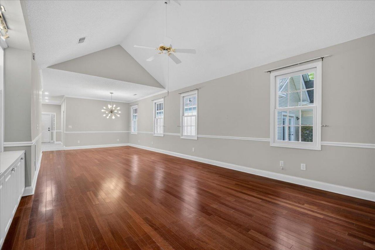 2461 Shadowcreek Court Photo 20