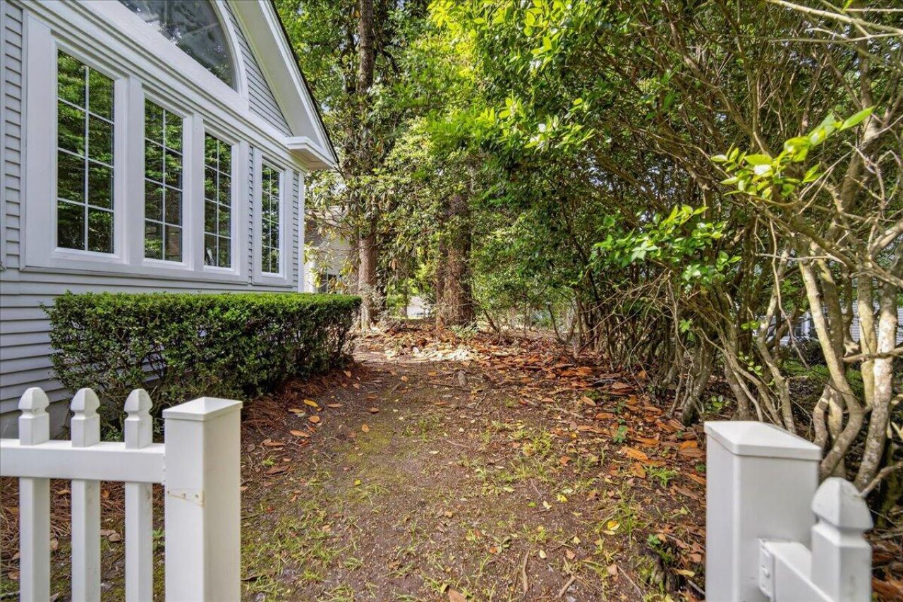 2461 Shadowcreek Court Photo 27