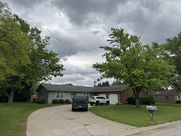 133-136 16th Place SW , DeMotte, IN 46310