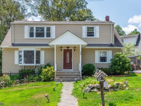 75 Star Lake Rd, Unit 2, Bloomingdale, NJ 07403