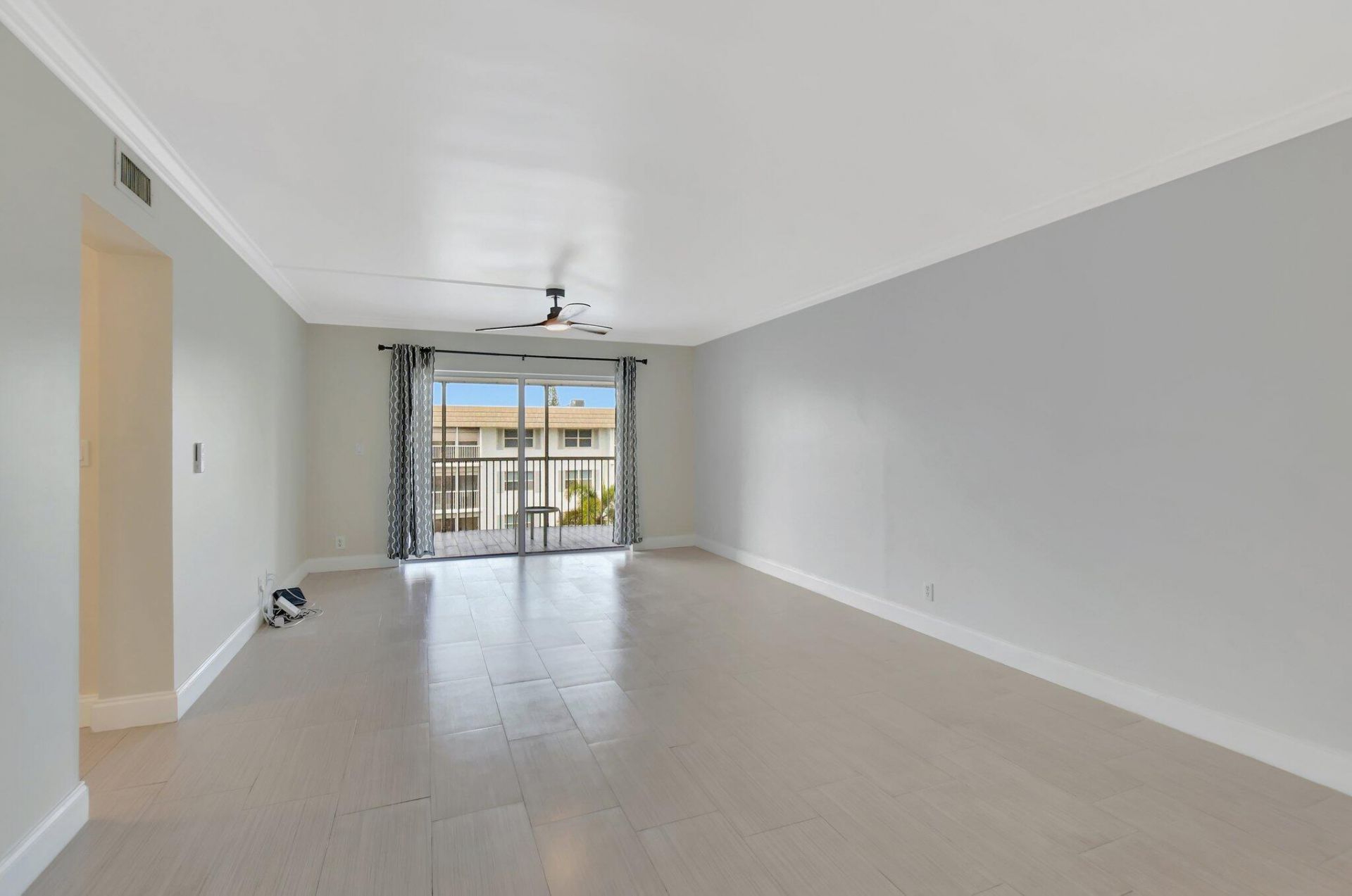 800 E Camino, Unit 4110, Boca Raton, FL 33432 Photo