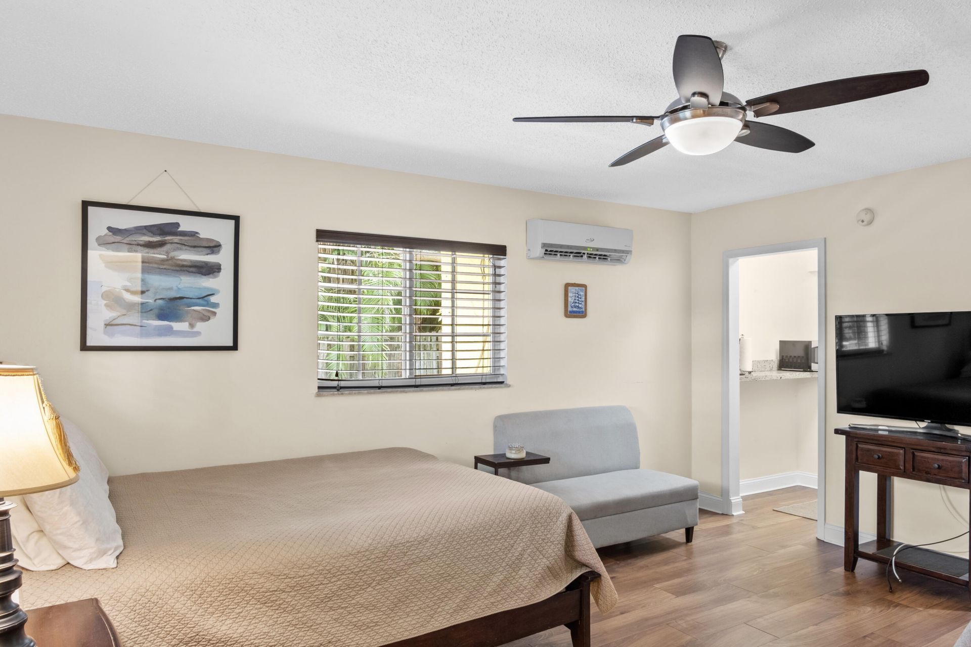 803 NE 2nd Avenue, Unit Studio, Delray Beach, FL 33444 Photo