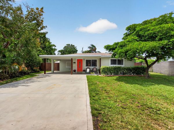 451 NE 48th Court, Oakland Park, FL 33334