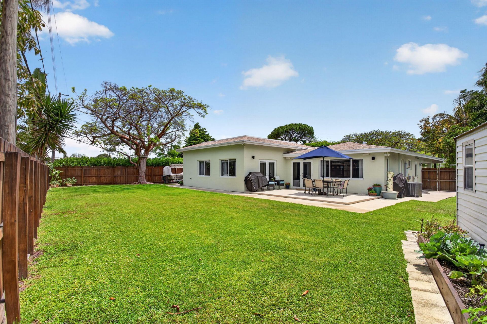 451 NE 48th Court, Oakland Park, FL 33334 Photo