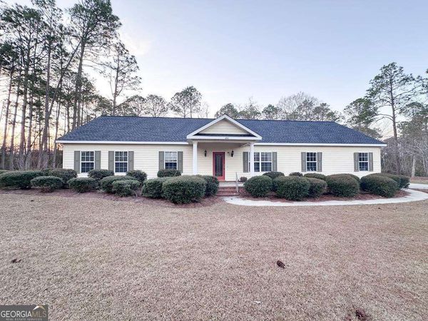 444 Aiken Circle, Lyons, GA 30474
