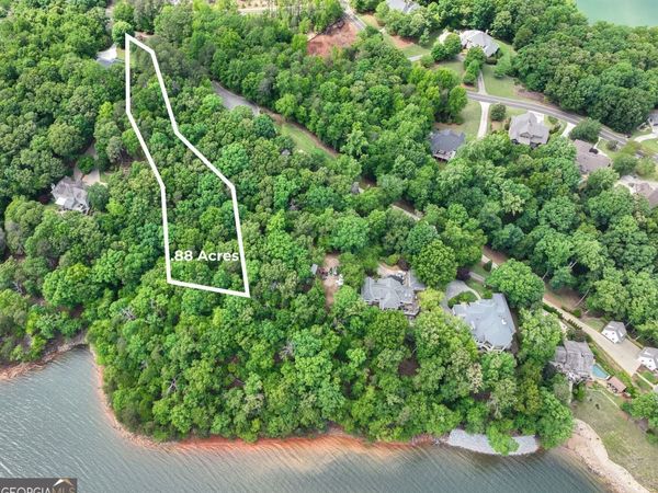 206 Lake Pointe Drive, Gainesville, GA 30506