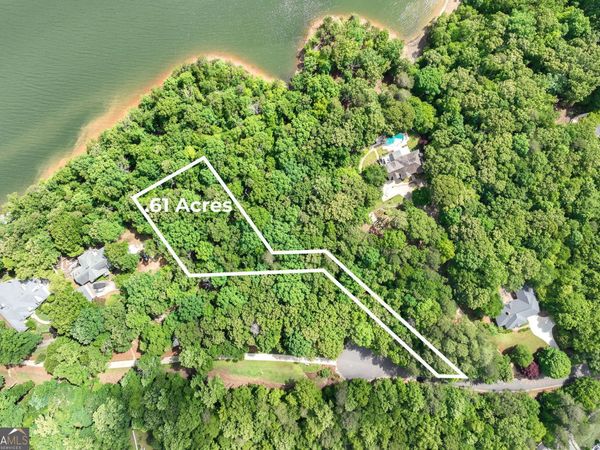 208 Lake Pointe Drive, Gainesville, GA 30506