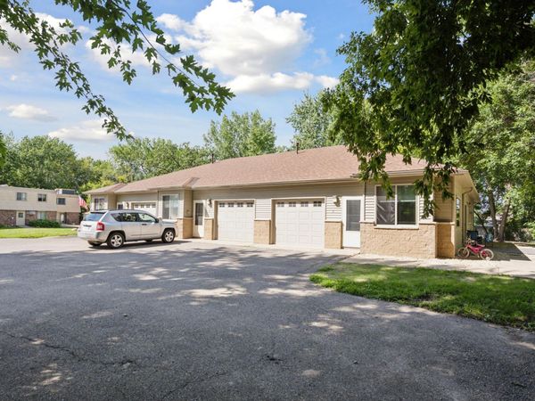 914 1/2 3rd Avenue NE, Buffalo, MN 55313