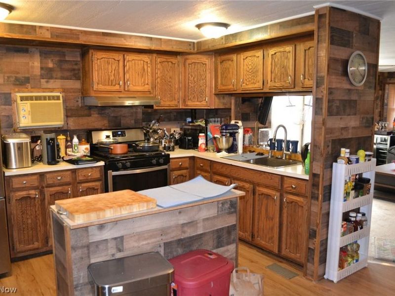 229 Lake Shore Terrace, Warren, OH 44481 Photo 14