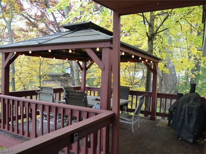 229 Lake Shore Terrace, Warren, OH 44481 Photo 3