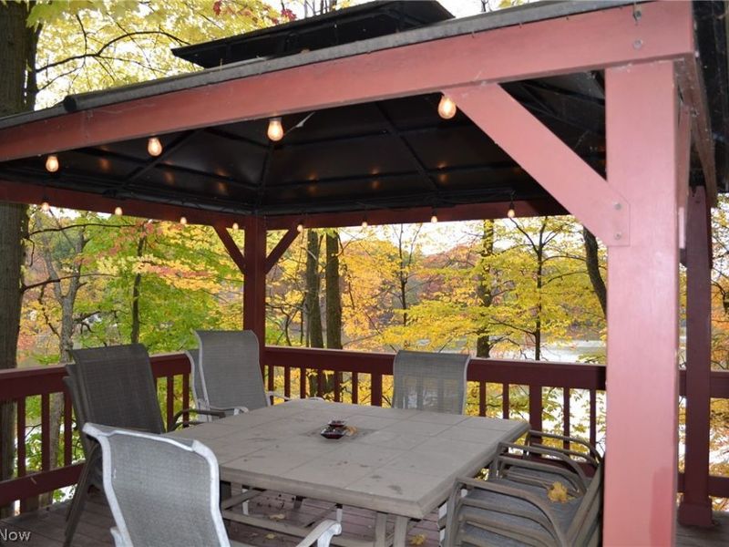 229 Lake Shore Terrace, Warren, OH 44481 Photo 6