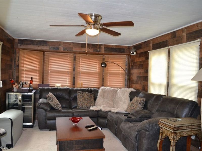 229 Lake Shore Terrace, Warren, OH 44481 Photo 9