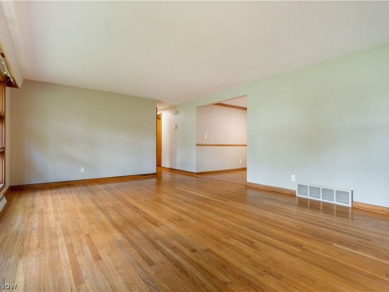 1715 Jackson Avenue NW, Massillon, OH 44646 Photo 4