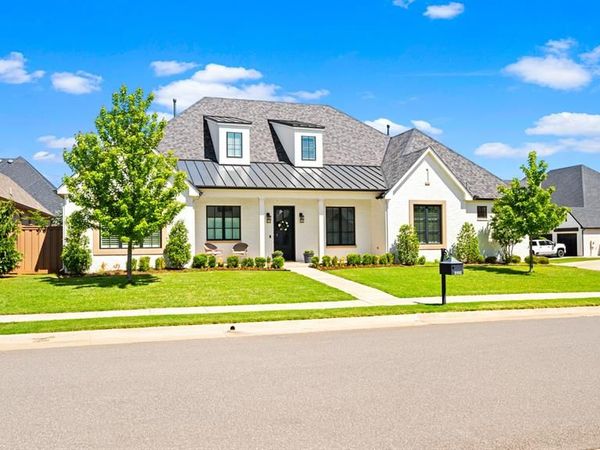 2900 Gold Finch Drive, Edmond, OK 73012