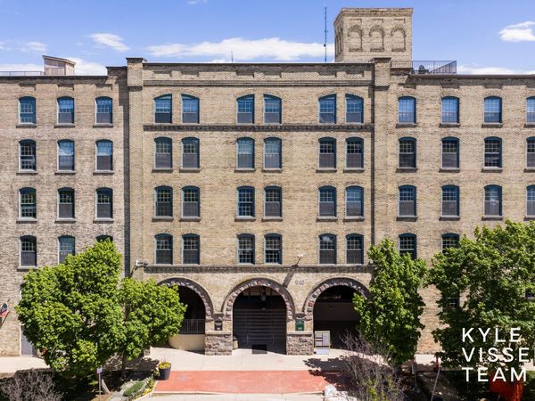 940 Monroe Avenue NW, Unit 503, Grand Rapids, MI 49503
