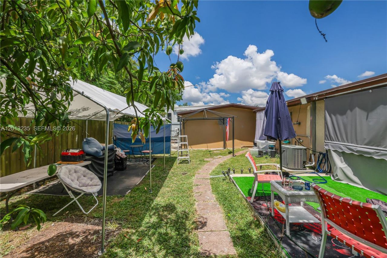 11600 SW 181st Ter, Miami, FL 33157 Photo