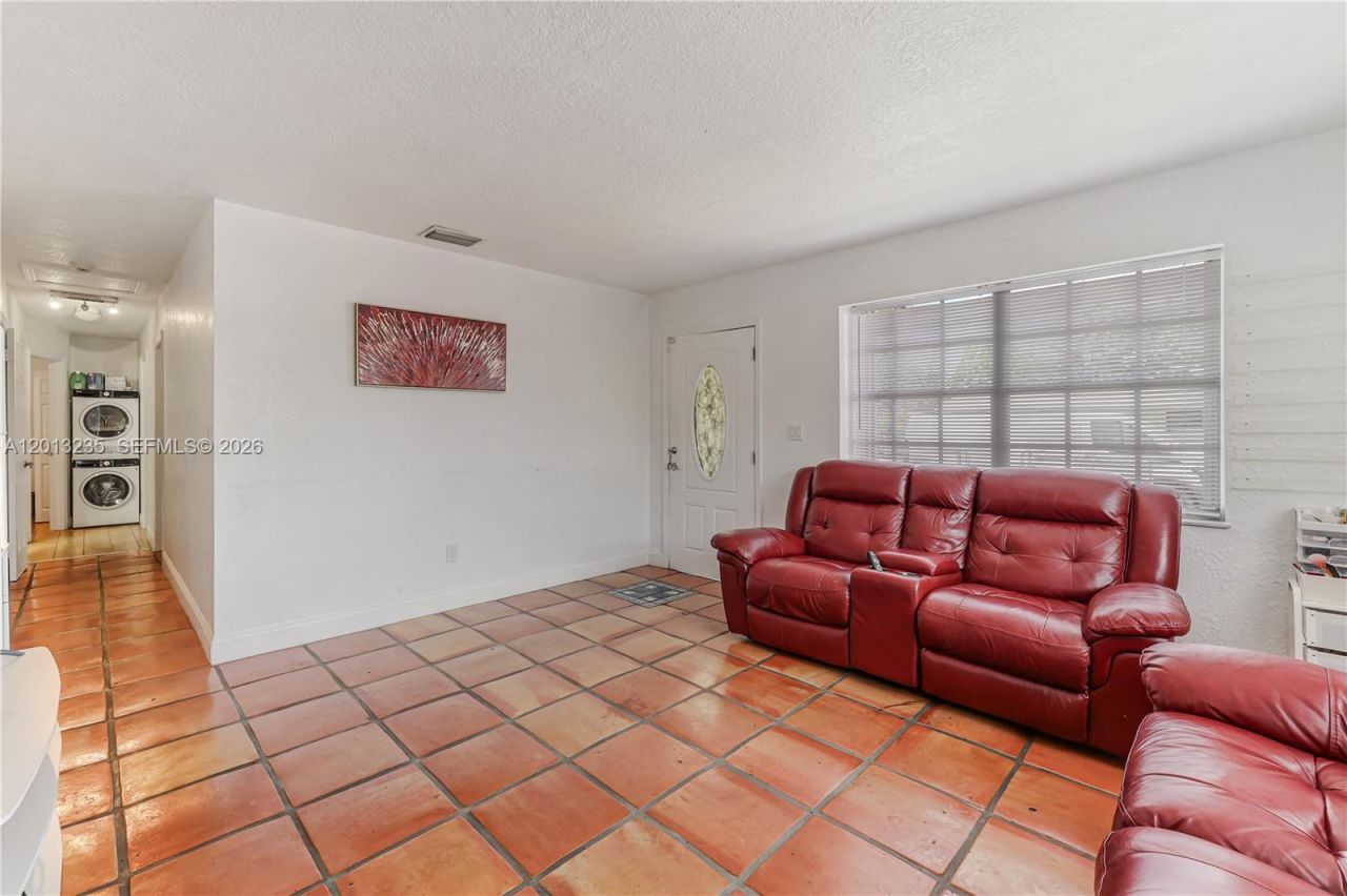 11600 SW 181st Ter, Miami, FL 33157 Photo