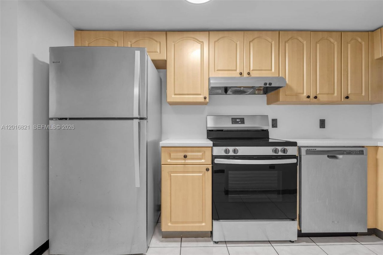 102 SW 6th Ave , Unit 201, Miami, FL 33130 Photo
