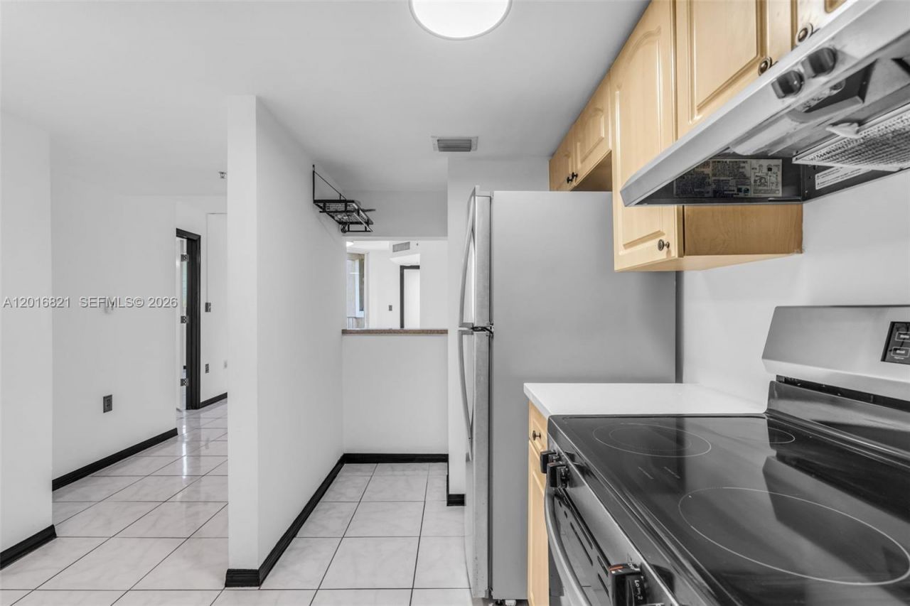 102 SW 6th Ave , Unit 201, Miami, FL 33130 Photo