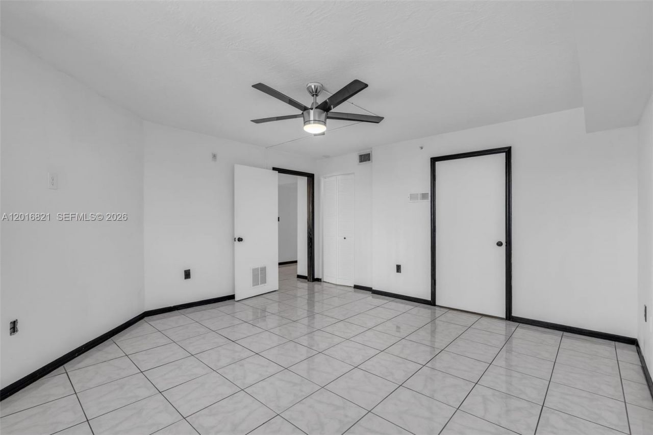 102 SW 6th Ave , Unit 201, Miami, FL 33130 Photo