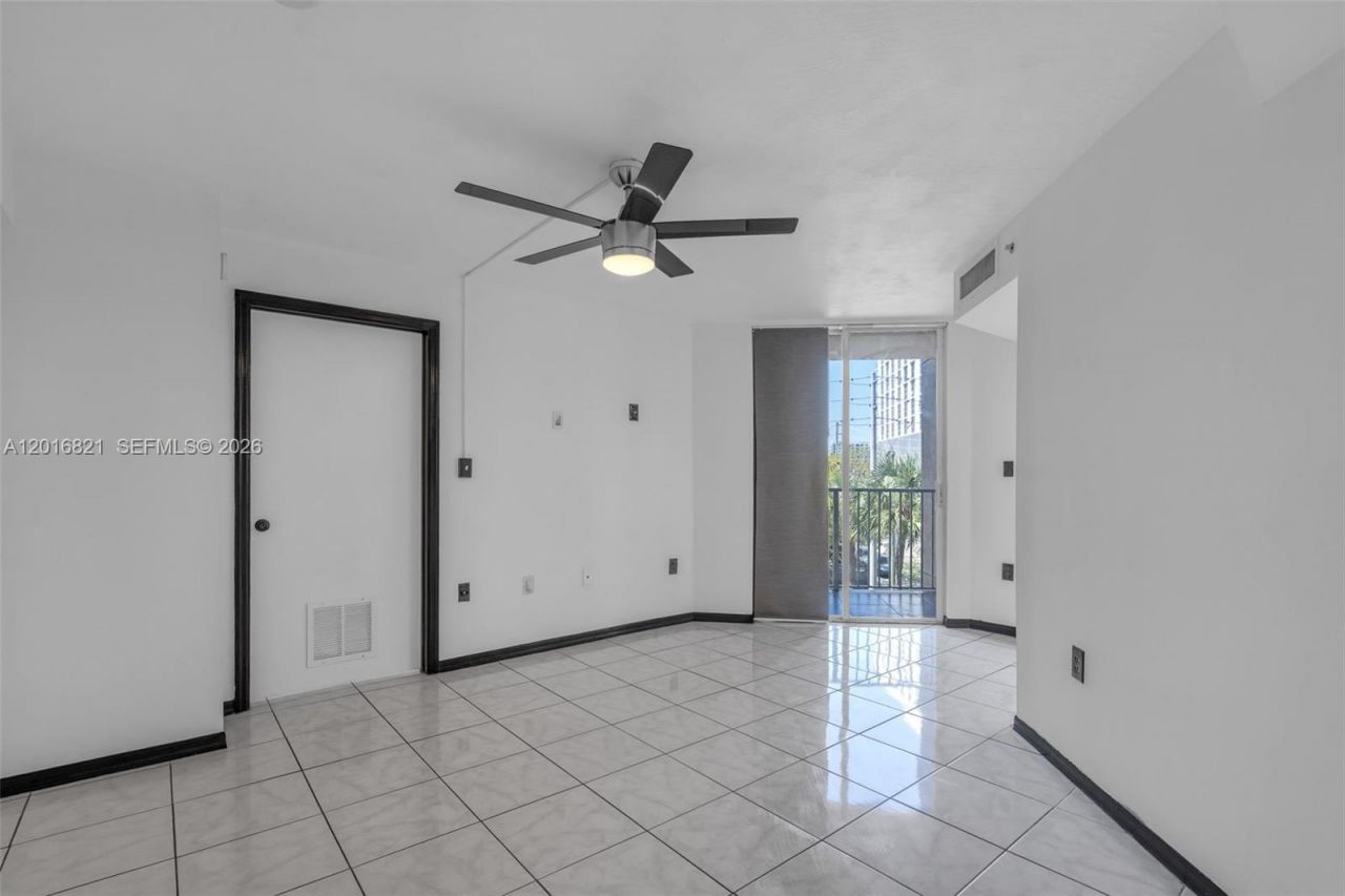 102 SW 6th Ave , Unit 201, Miami, FL 33130 Photo