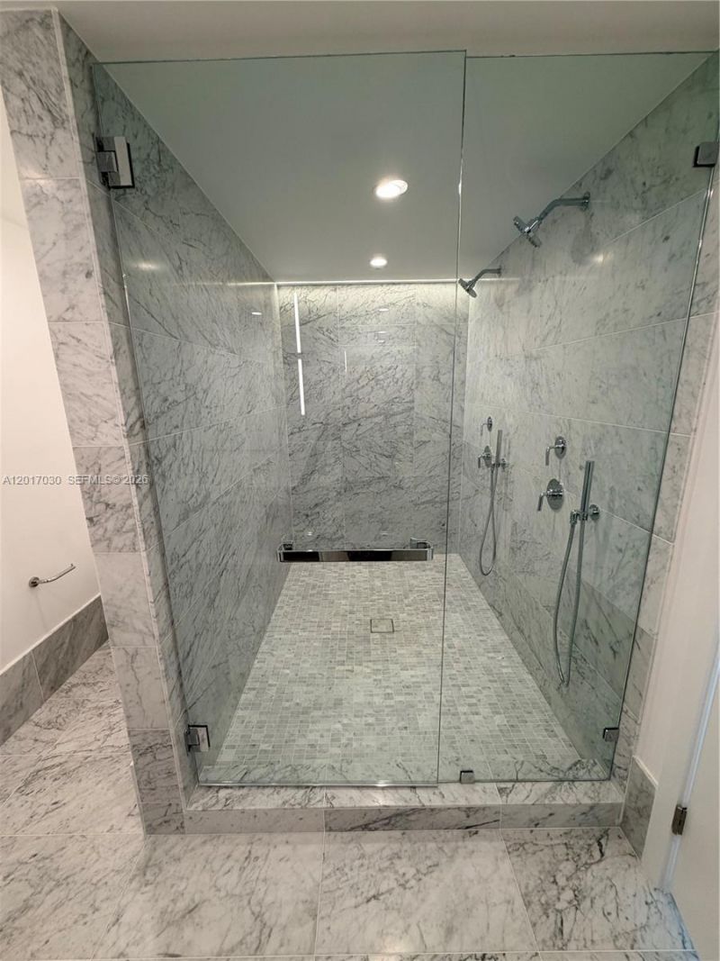 9201 E Bay Harbor Dr , Unit 309, Bay Harbor Islands, FL 33154 Photo