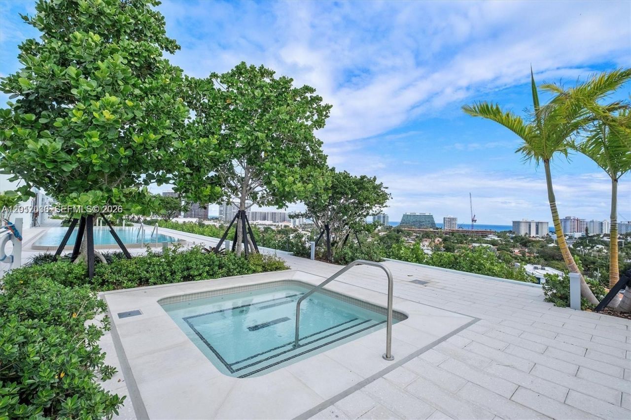 9201 E Bay Harbor Dr , Unit 309, Bay Harbor Islands, FL 33154 Photo