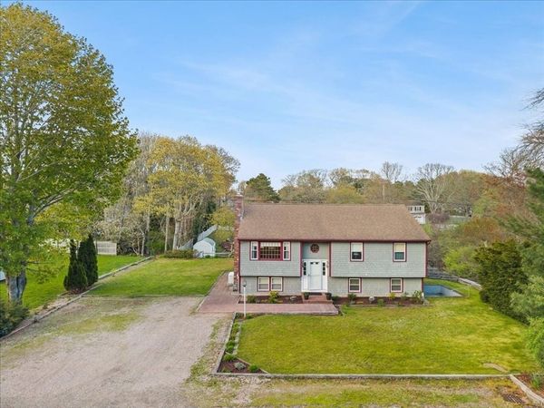 64 Rainbow Rd, Yarmouth, MA 02673