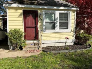 720 Washington Street, Algonac, MI 48001
