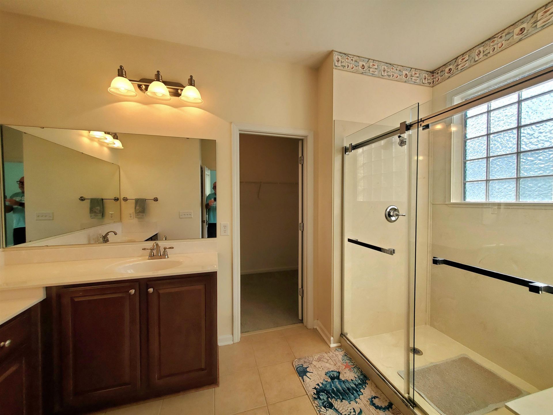 204 Chesterfield Ct. Photo 24