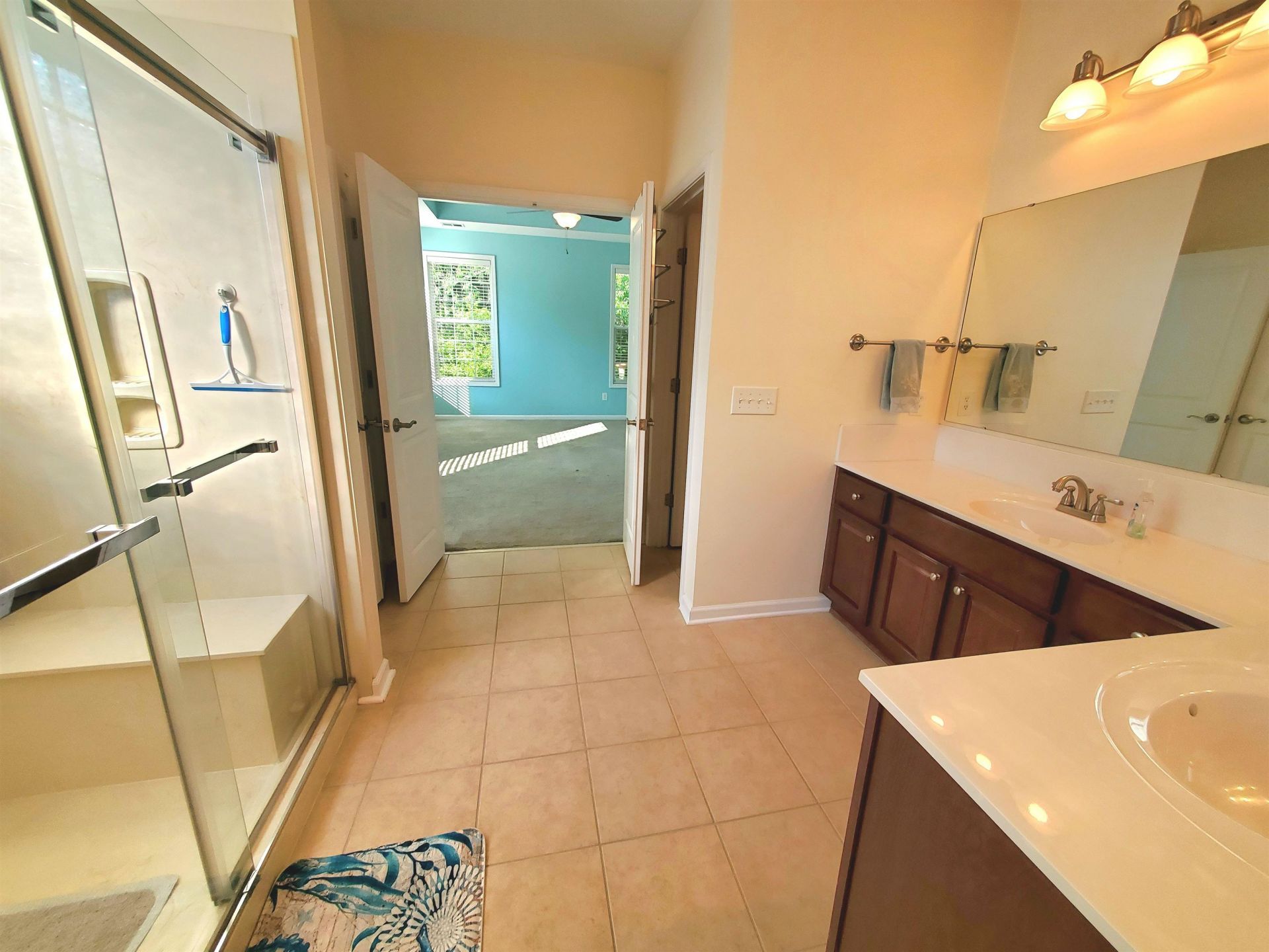 204 Chesterfield Ct. Photo 25