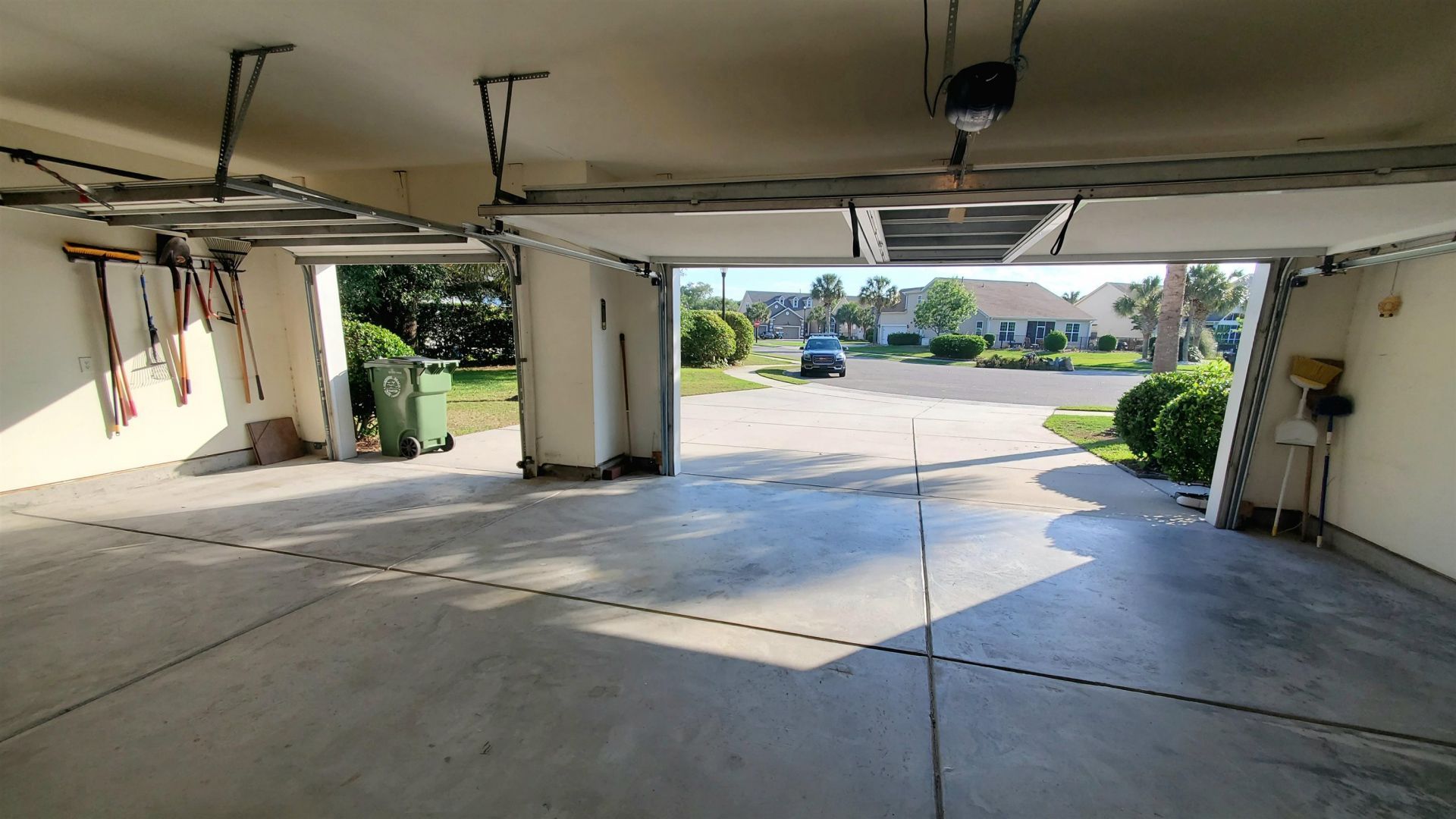 204 Chesterfield Ct. Photo 38
