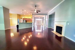204 Chesterfield Ct. photo 4