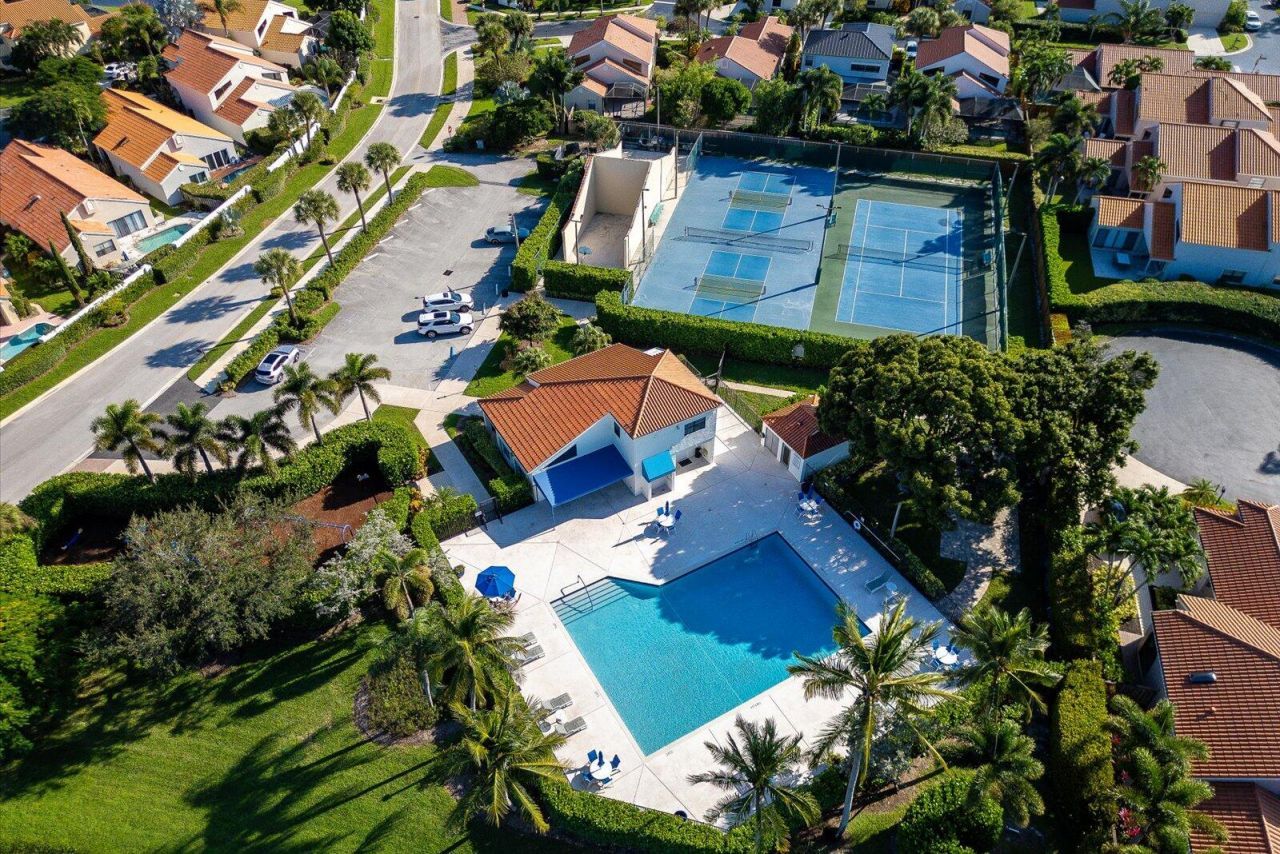 13140 Crisa Drive, Palm Beach Gardens, FL 33410 Photo