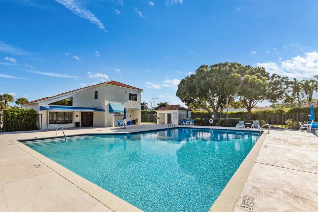 13140 Crisa Drive, Palm Beach Gardens, FL 33410 Photo