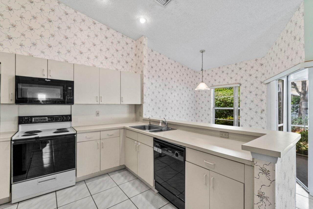 10001 Country Brook Road, Boca Raton, FL 33428 Photo
