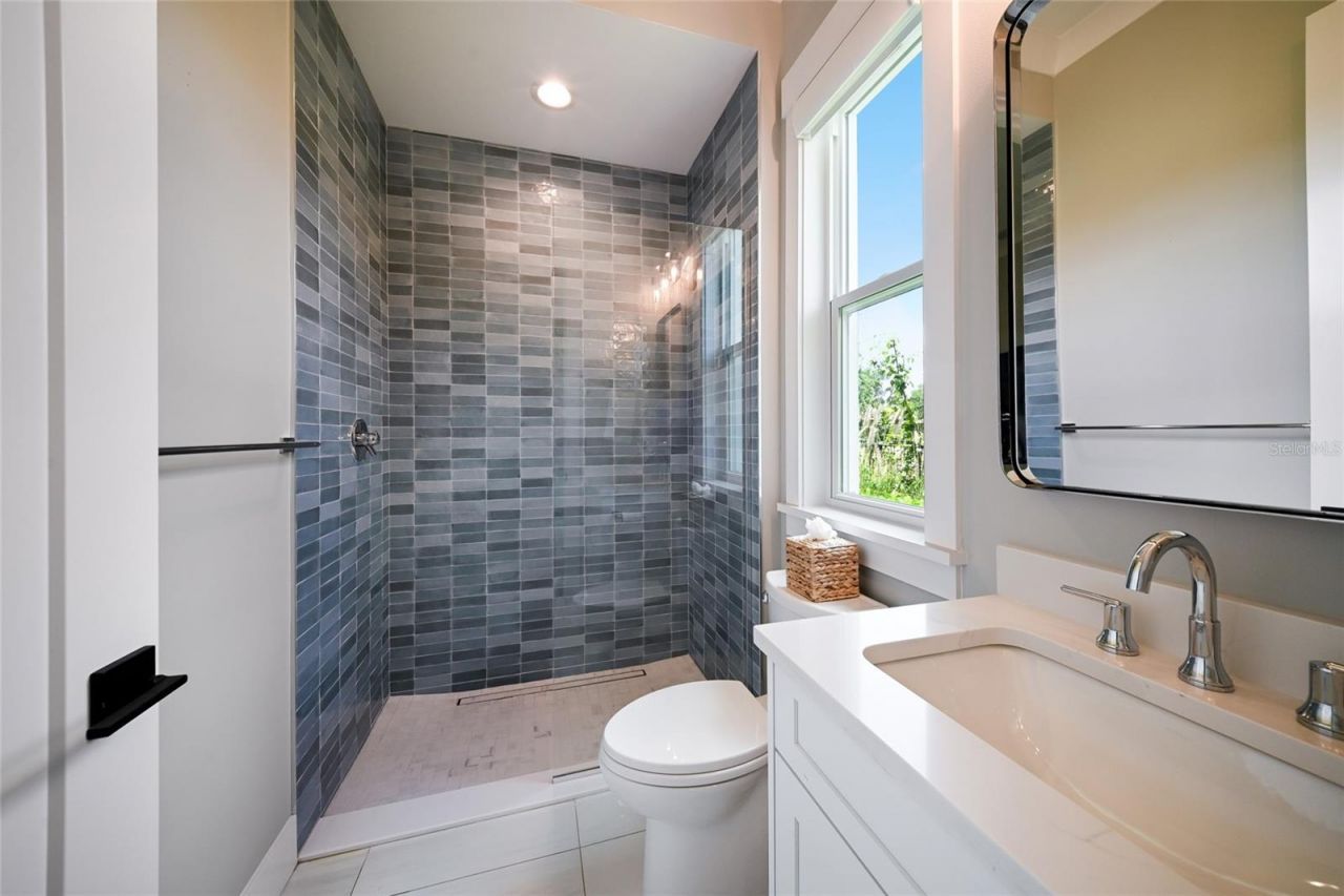 19443 Beacon Park Place, Bradenton, FL 34202 Photo