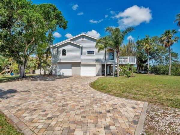 3858 SHORE BOULEVARD, OLDSMAR, FL 34677