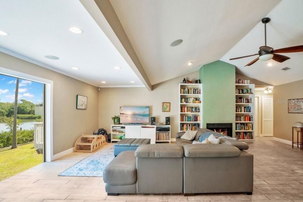 3858 Shore Boulevard, Oldsmar, FL 34677 Photo