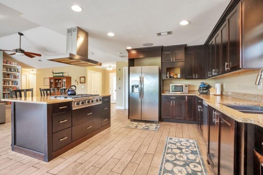 3858 Shore Boulevard, Oldsmar, FL 34677 Photo