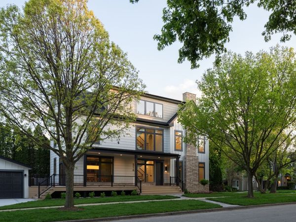 516 W 6th Street , Hinsdale, IL 60521