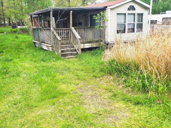 4/213 Woodhaven , Sublette, IL 61367