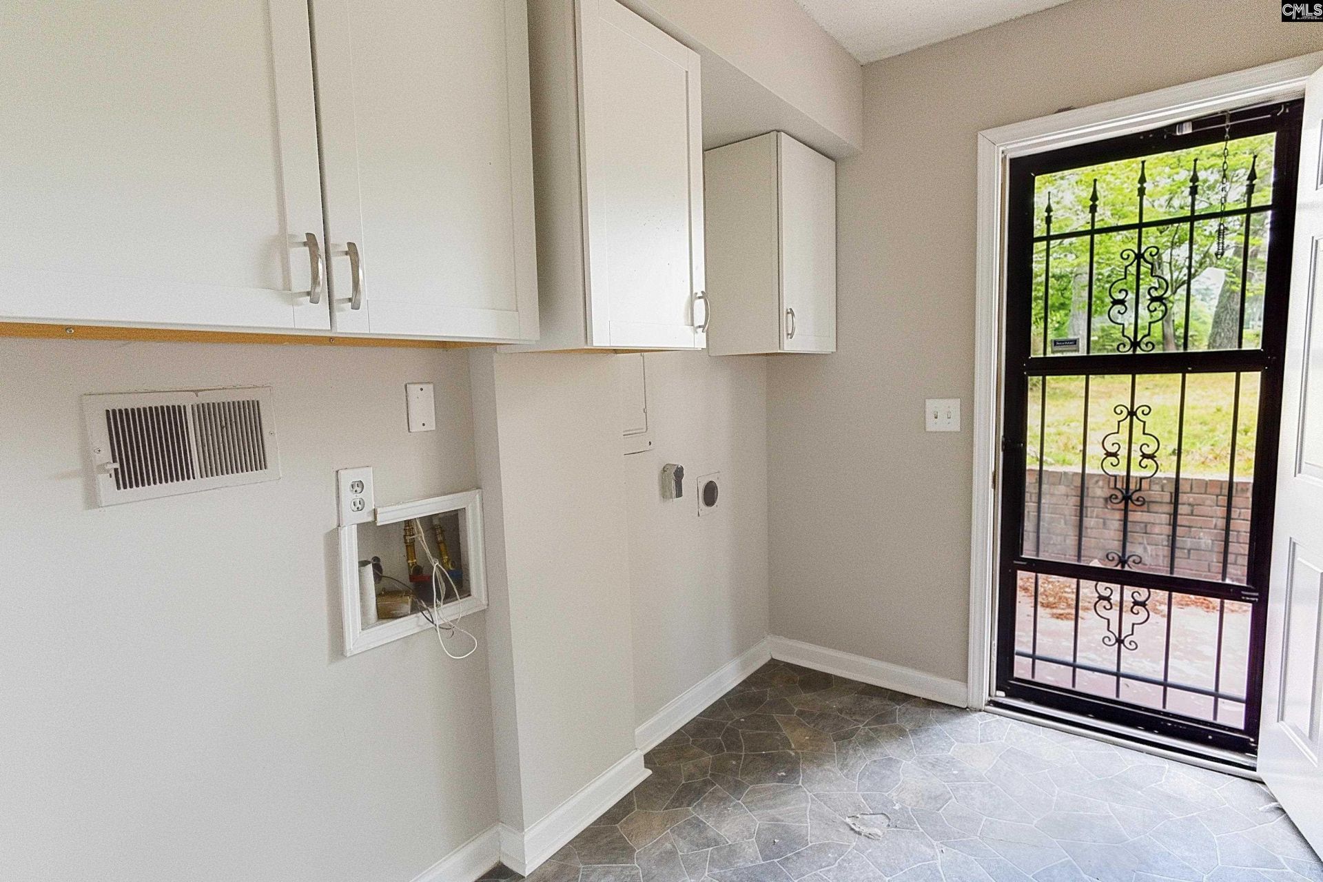 2027 Cheltenham Lane Lane  Photo 16