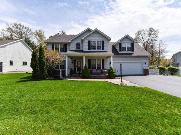 4 Springfield Drive, Malta, NY 12118