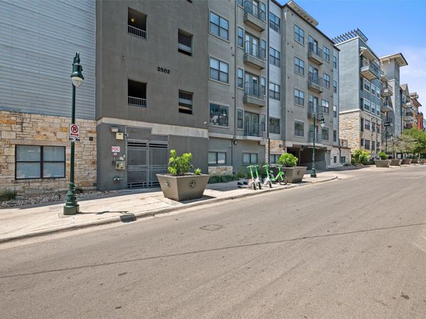 2502 Leon ST, Unit 417, Austin, TX 78705
