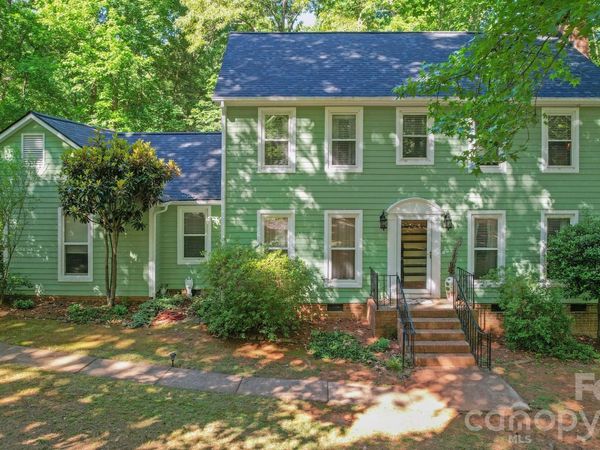 11421 Winners Circle, Charlotte, NC 28215
