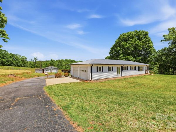 3600 Liledoun Road, Taylorsville, NC 28681