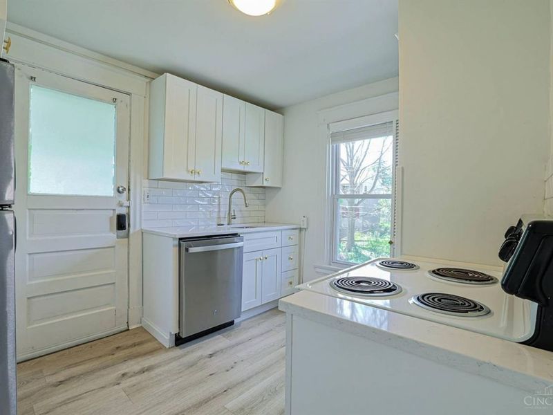 2635 Observatory Avenue, Cincinnati, OH 45208 Photo 12