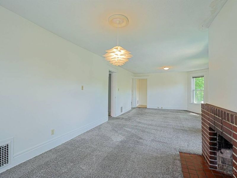2635 Observatory Avenue, Cincinnati, OH 45208 Photo 8